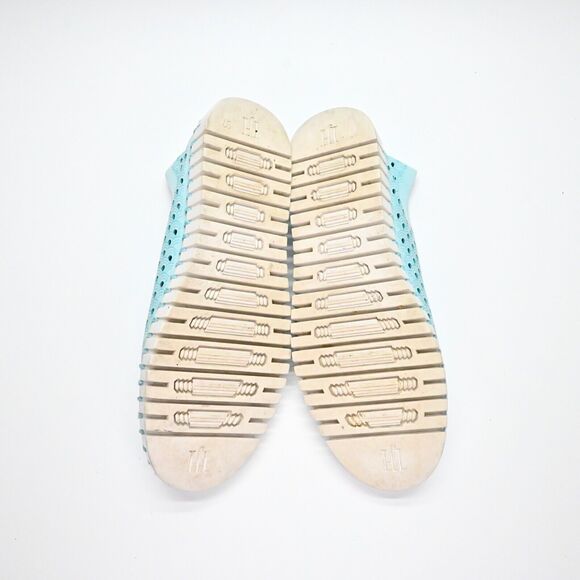 ISLE JACOBSEN Sneakers Womens Size 37 Blue Perforated‎ Tulip Slip On Boat Beach - Picture 8 of 9